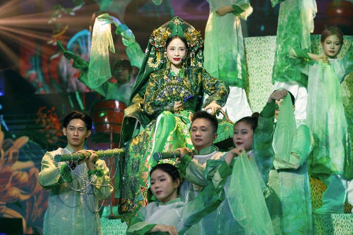 Kiều Anh đang gây sốt sau công diễn 5.