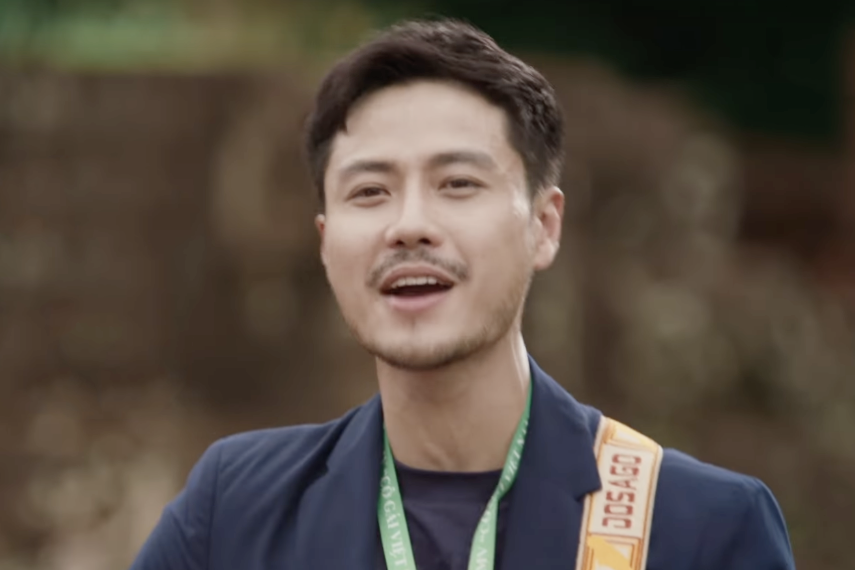 yeu nham ban than (1).png