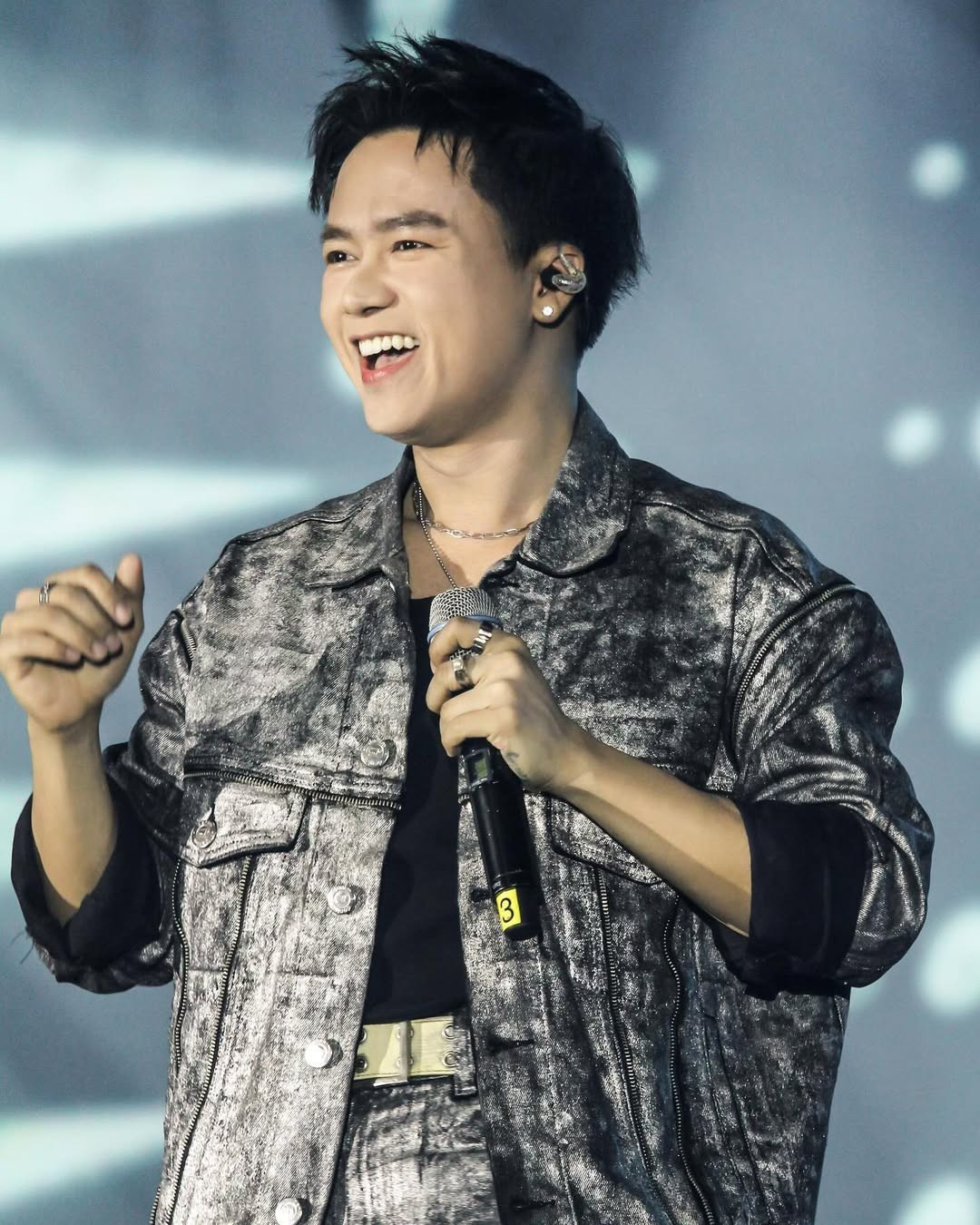 Ai bao thầu thị trường nhạc Tết? ảnh 5