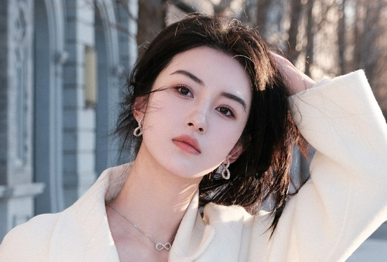 Nhan sắc mỹ nhân 10X đóng Tiểu Long Nữ