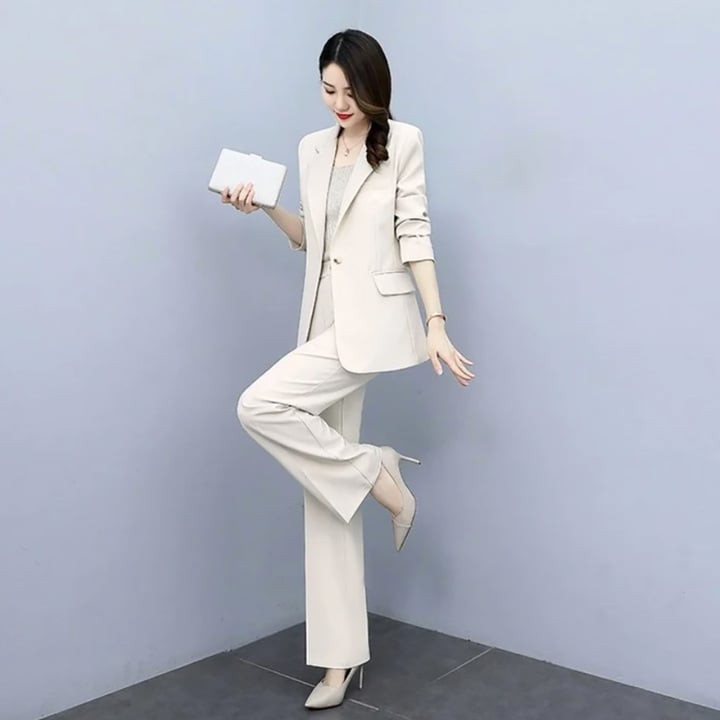 Phong cách này giúp phái đẹp tỏa sáng trong bữa tiệc.