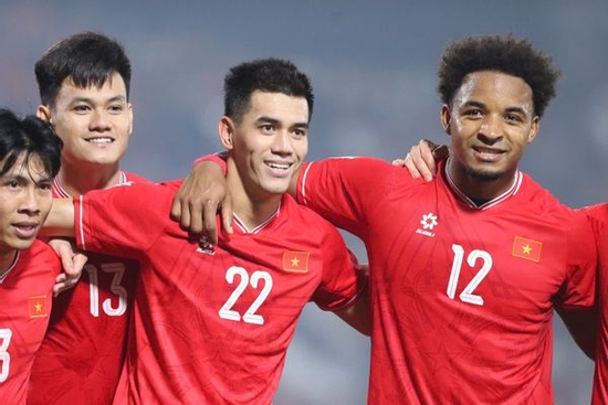 Báo Thái Lan lo đội tuyển Việt Nam có “siêu đội hình” nhập tịch, thực hư ra sao?