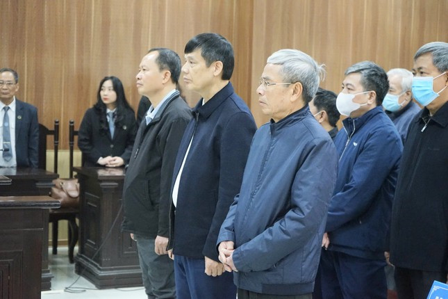 Tuyên phạt cựu Bí thư Tỉnh ủy Thanh Hóa 30 tháng tù cho hưởng án treo ảnh 1