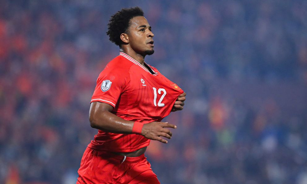 Lập kỷ lục Việt Nam, Nguyễn Xuân Son vẫn “chào thua” trước sao Indonesia, Thái Lan