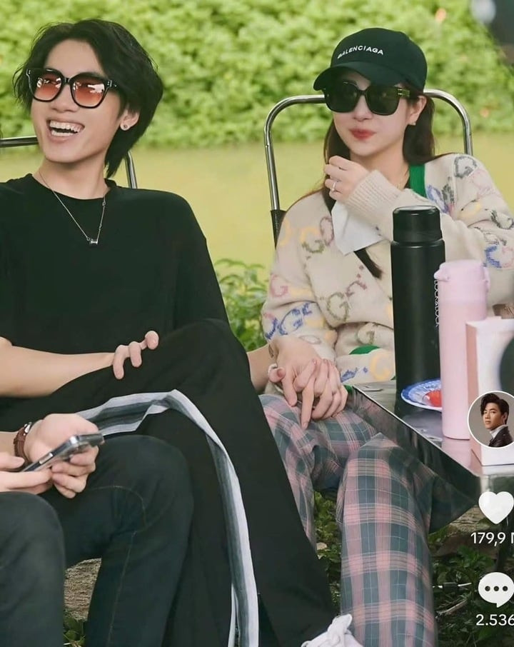 Năm 2024, cả hai đã quyết định về chung một nhà.