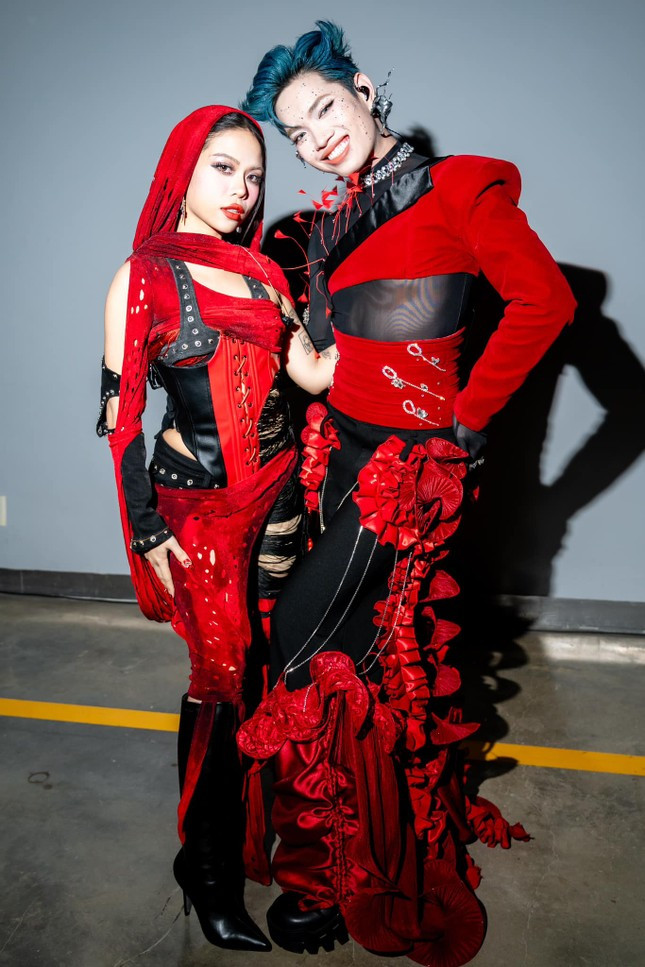 Xứng danh 'nữ hoàng gen Z' của V-pop, tlinh 'càn quét' các bảng xếp hạng, ẵm trọn nhiều giải thưởng âm nhạc ảnh 9