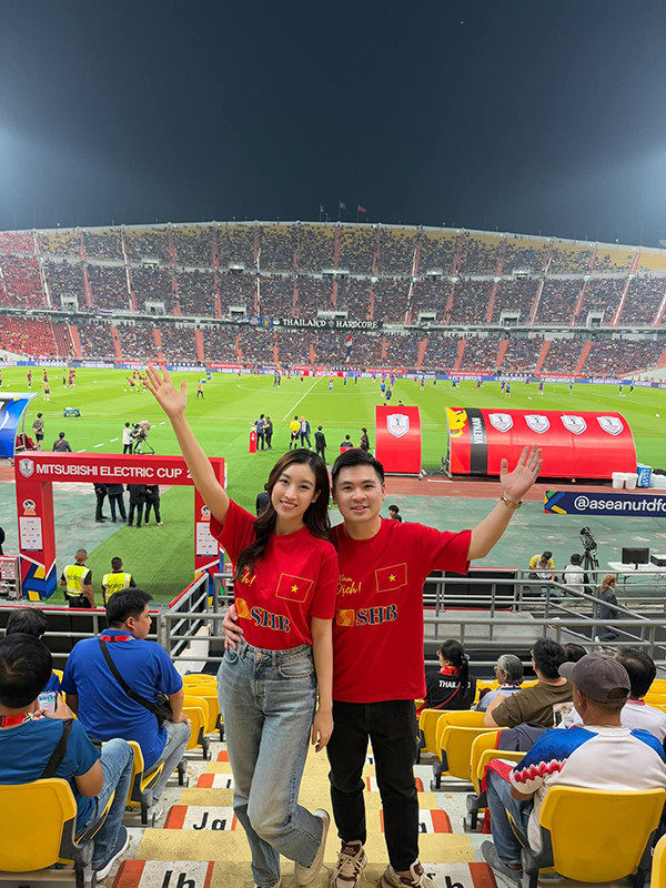 Gu chồng của Đặng Thu Thảo, Đỗ Mỹ Linh, Phương Nhi - Ảnh 4.