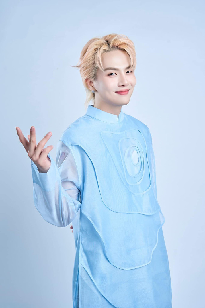 Diễn viên Duy Khánh.