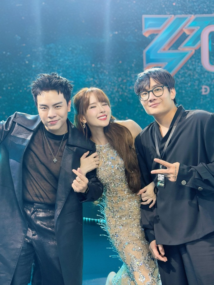 Hứa Kim Tuyền trên sân khấu