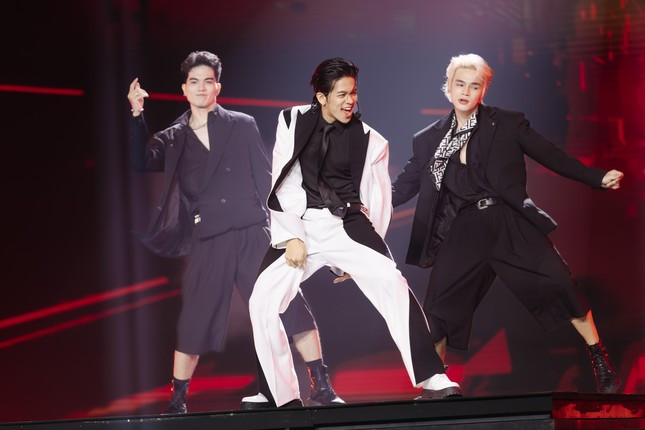 Nhóm nhạc Anh Tài debut: Cường Seven - (S)TRONG Trọng Hiếu cực