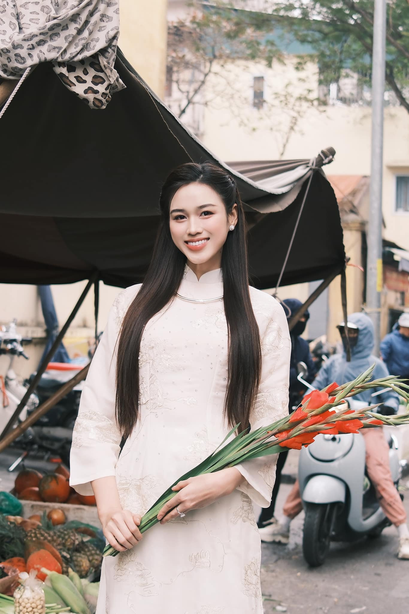 Tết của nàng hậu tuổi Tỵ vướng nghi vấn sắp làm dâu hào - Ảnh 3.