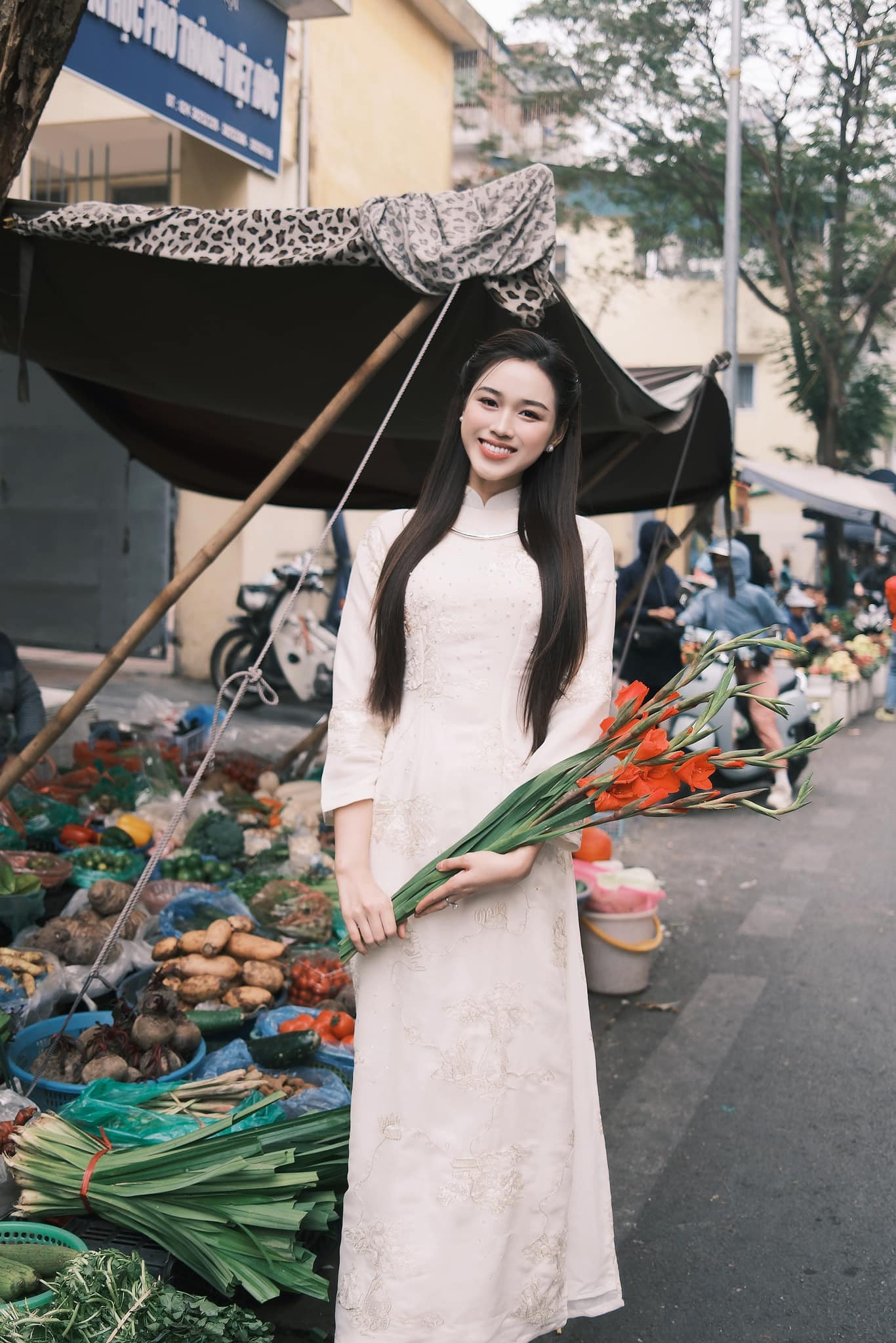 Tết của nàng hậu tuổi Tỵ vướng nghi vấn sắp làm dâu hào - Ảnh 4.