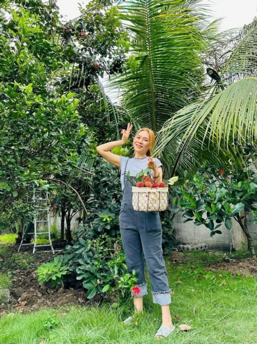 Cô được xem là nữ ca sĩ có sức hút bền bỉ nhất nhì showbiz Việt sau hơn 20 năm hoạt động nghệ thuật.