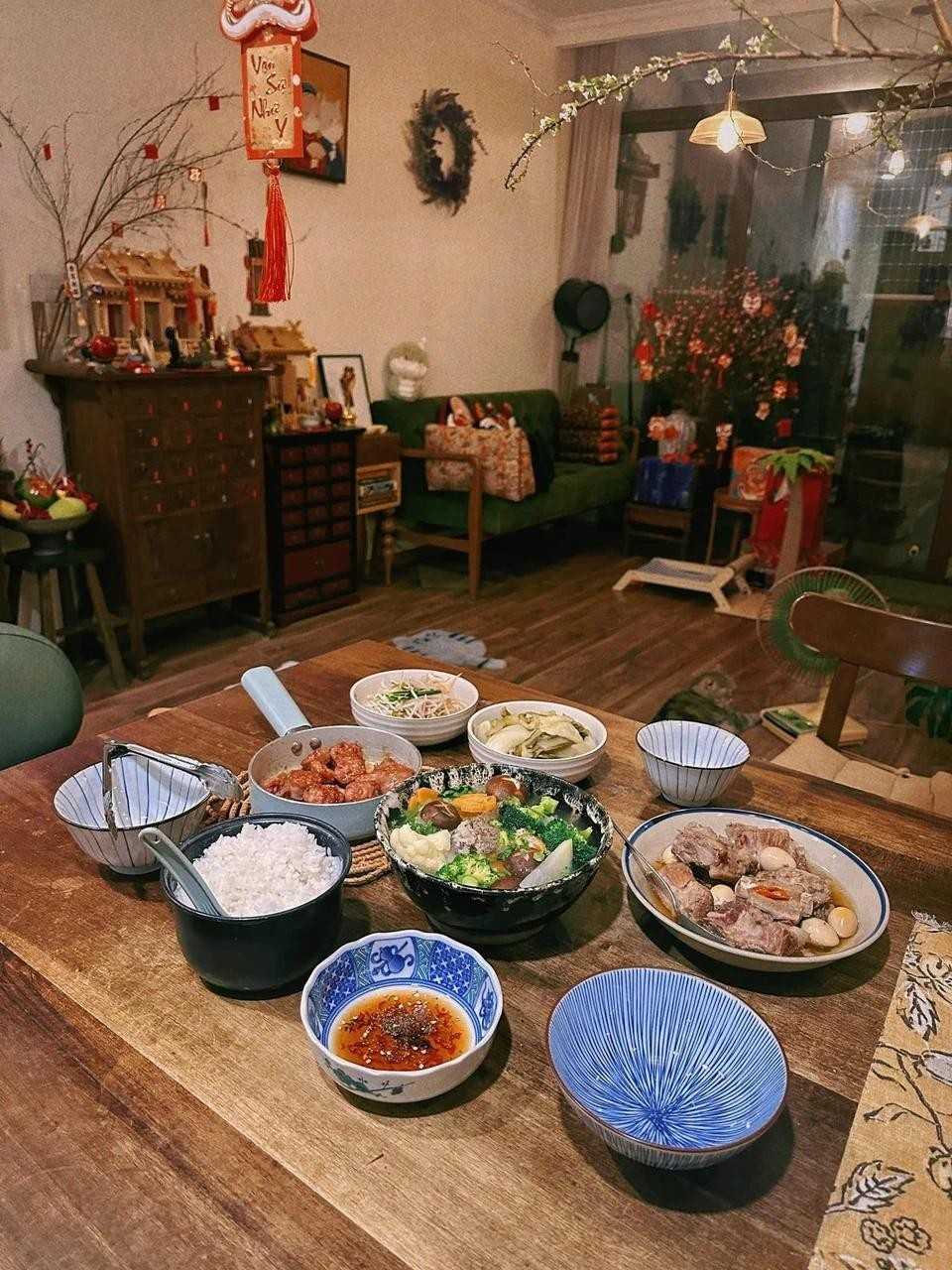 Mâm cỗ Tết của sao Việt ảnh 17