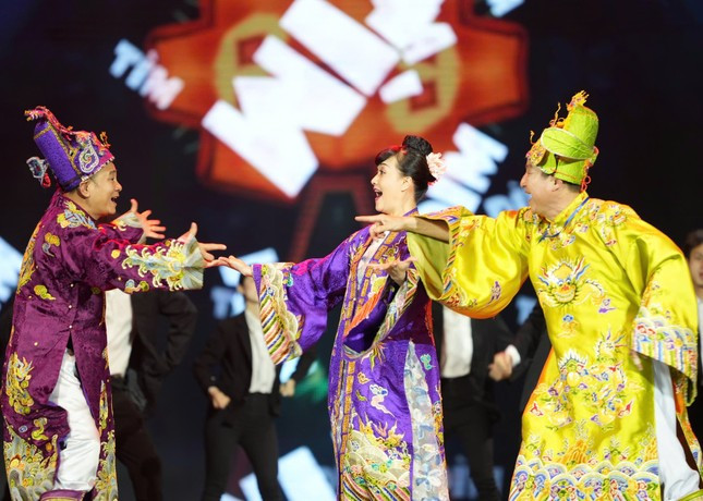 NSND Tự Long phản hồi về Táo Quân 2025 ảnh 1