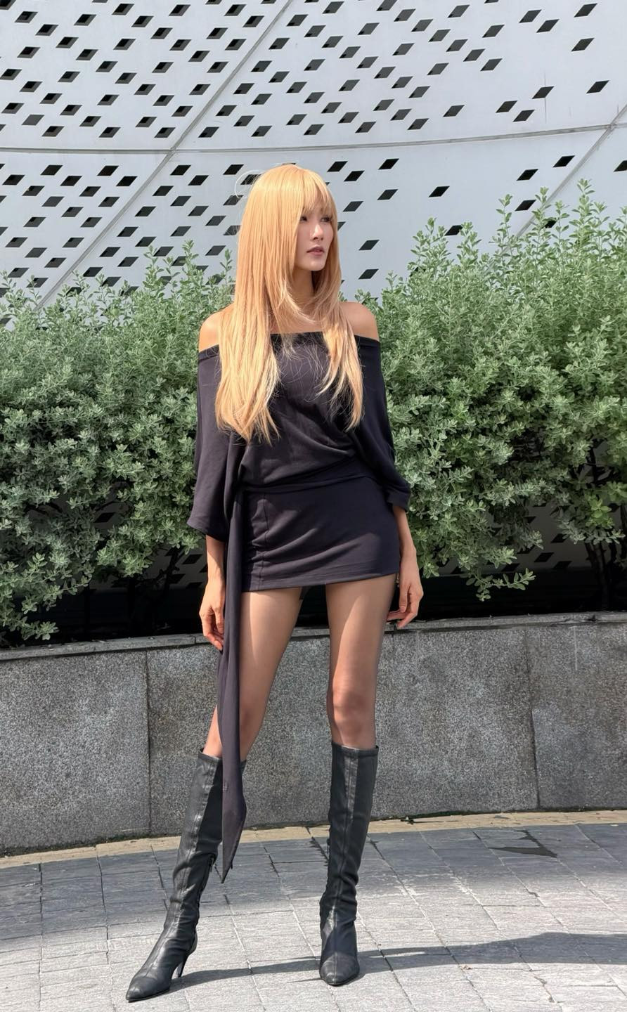 Không nhận ra Á hậu Vbiz với giao diện mới đẹp chấn động