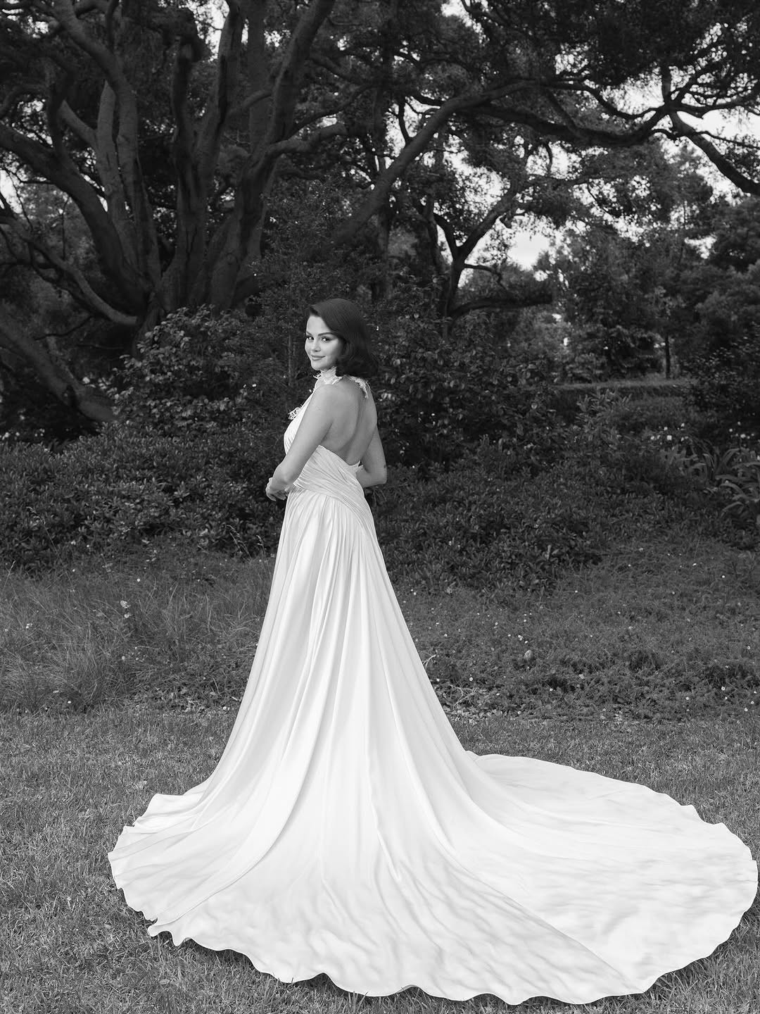 selenagomez557911756186293408950197244586554502380709789n