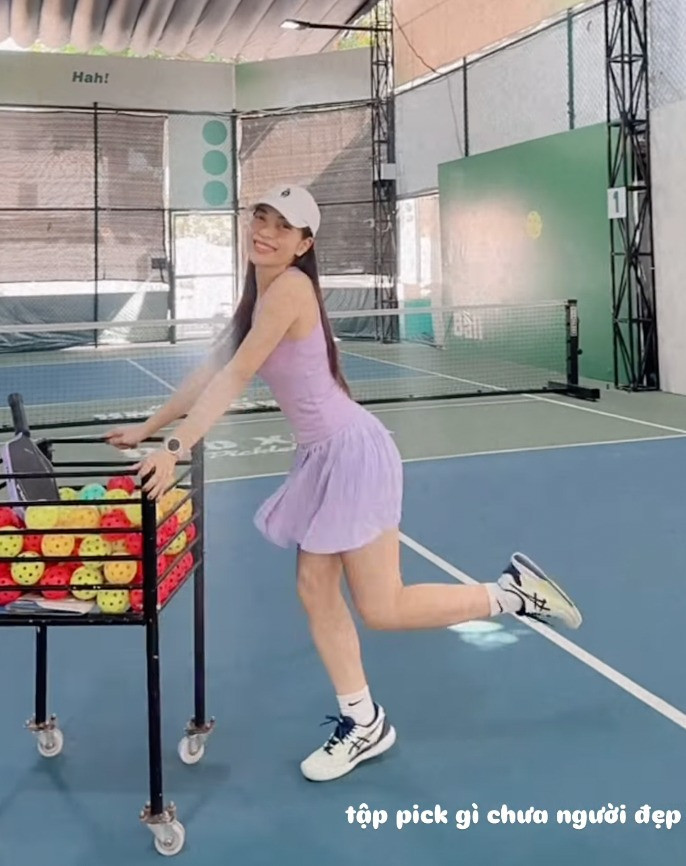 Ngoại hình gây chú ý của hot girl nổi tiếng sau nhiều năm chia tay Quang Hải