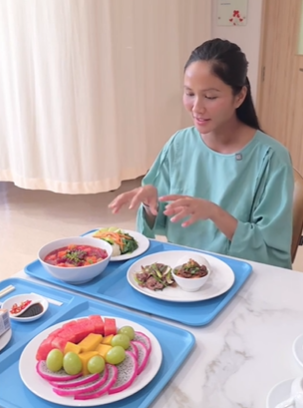 HHen Niê gây choáng cận vóc dáng đẻ như không sau 10 ngày sinh con
