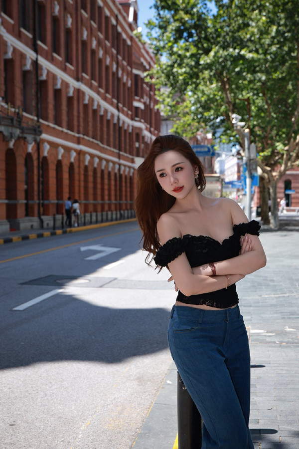 Mix đồ xuống phố ngày thu đẹp như Quỳnh Kool - Ảnh 5.