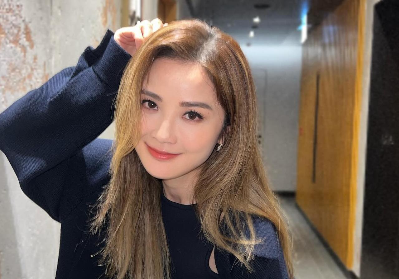 Mỹ nhân Hoa ngữ sau ly hôn Nữ ca sĩ lấy chồng bí ẩn nhất showbiz bị chỉ trích vì hẹn hò Trần Vỹ Đình