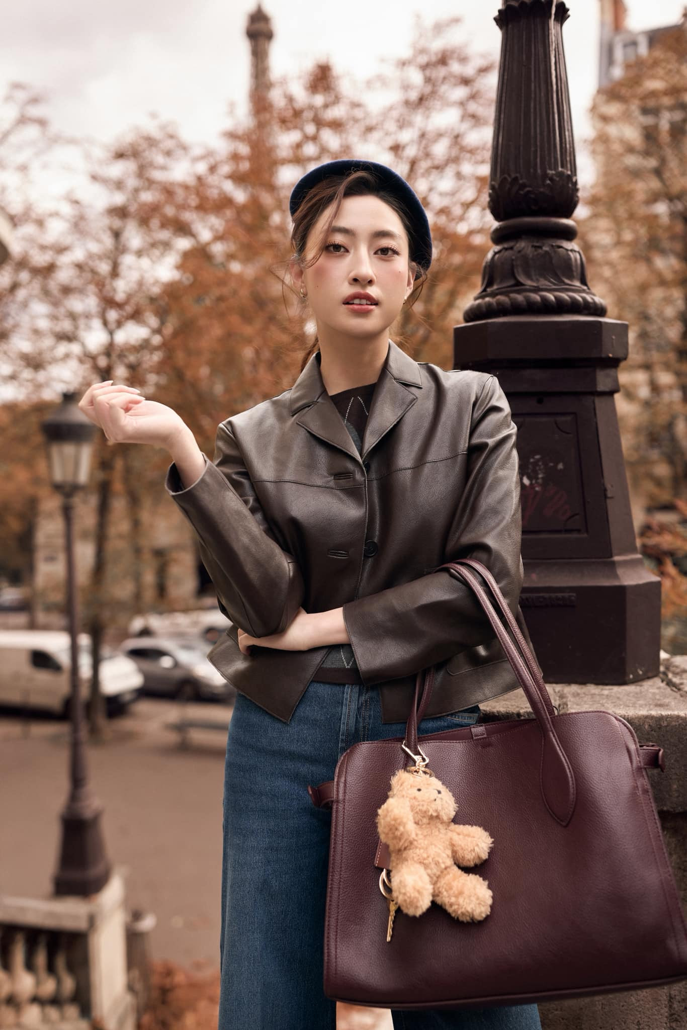 Sốc cảnh tượng ngập lụt nhấn chìm đồ đạc trong nhà hoa hậu Lương Thùy Linh