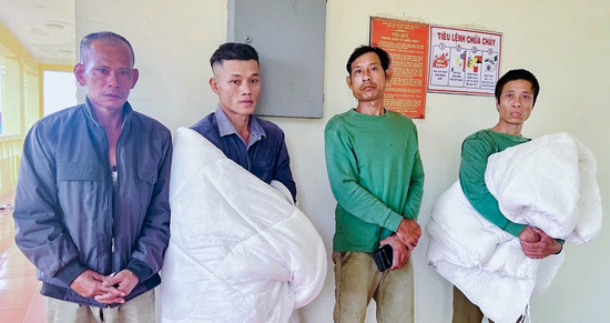 Thuyền viên thoát chết kể phút kinh hoàng khi tàu chìm, 6 người vẫn mất tích