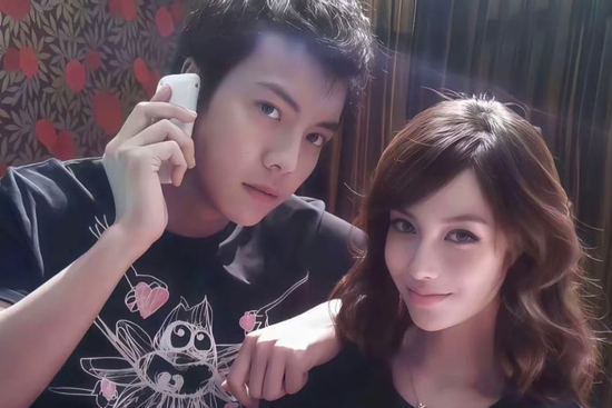 Ảnh hiếm của 'tổng tài' Trần Vỹ Đình khi hẹn hò Angela Baby, nhan sắc đỉnh cao cỡ nào