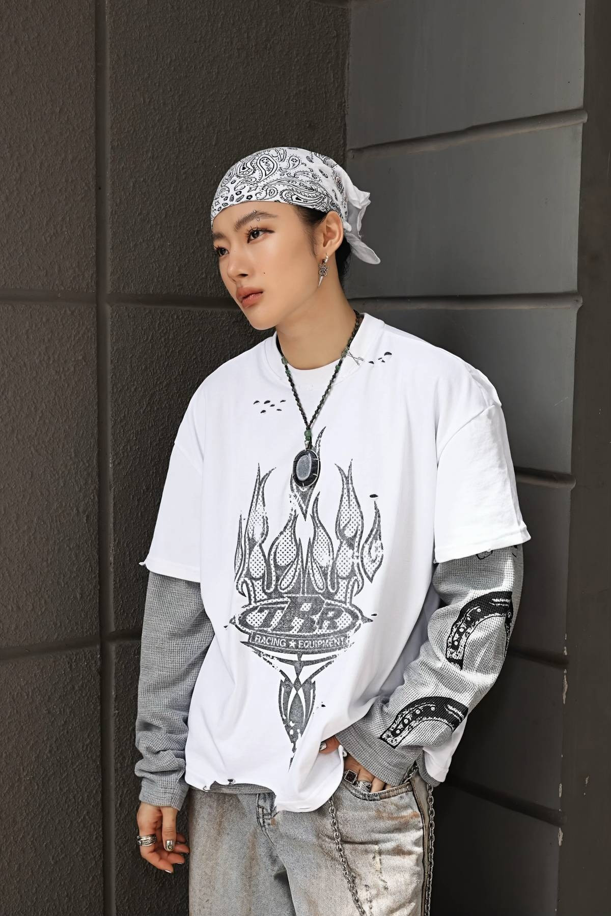 Diện mạo khó hiểu của Angela Phương Trinh cố gồng tỏ ra nam tính