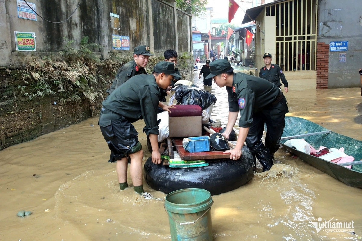 w z7108138894879 a4b57024de00b84e4b501f7e74c98f06 1375.jpg