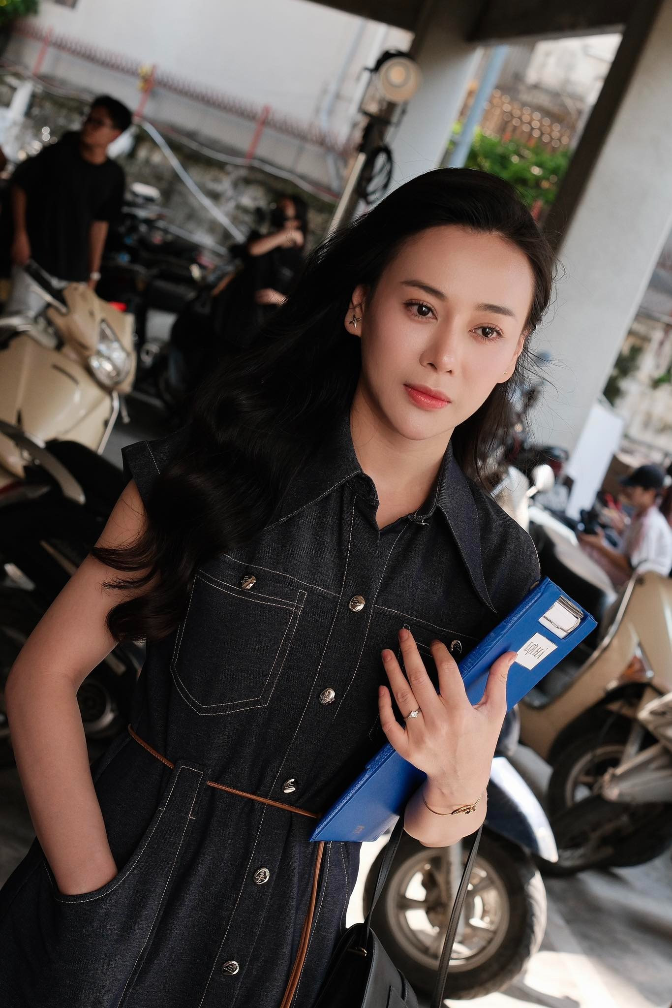 Phương Oanh cuối cùng cũng lên tiếng giữa ồn ào của Shark Bình