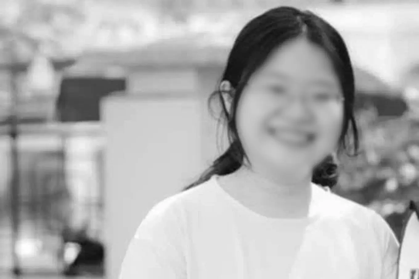 Thi thể nữ sinh Đại học Ngoại ngữ ở Hà Nội được tìm thấy ở vị trí này, gia đình đau đớn gửi đơn đề nghị điều tra- Ảnh 1.