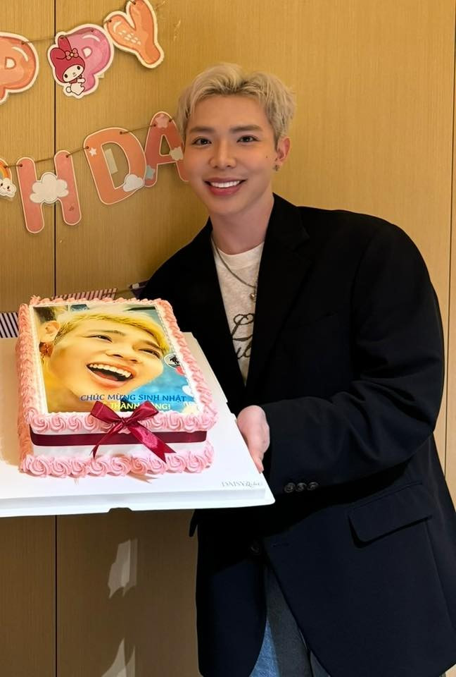 Hình cả đời không muốn nhìn lại của Erik