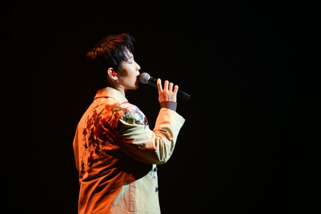 Mỹ Linh cùng con gái Mỹ Anh khiến khán giả Hàn Quốc đứng ngồi không yên