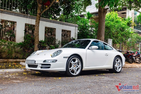 Xe dân chơi Porsche 911 từng có giá chỉ 3 tỷ, ông Đặng Lê Nguyên Vũ cũng săn đón