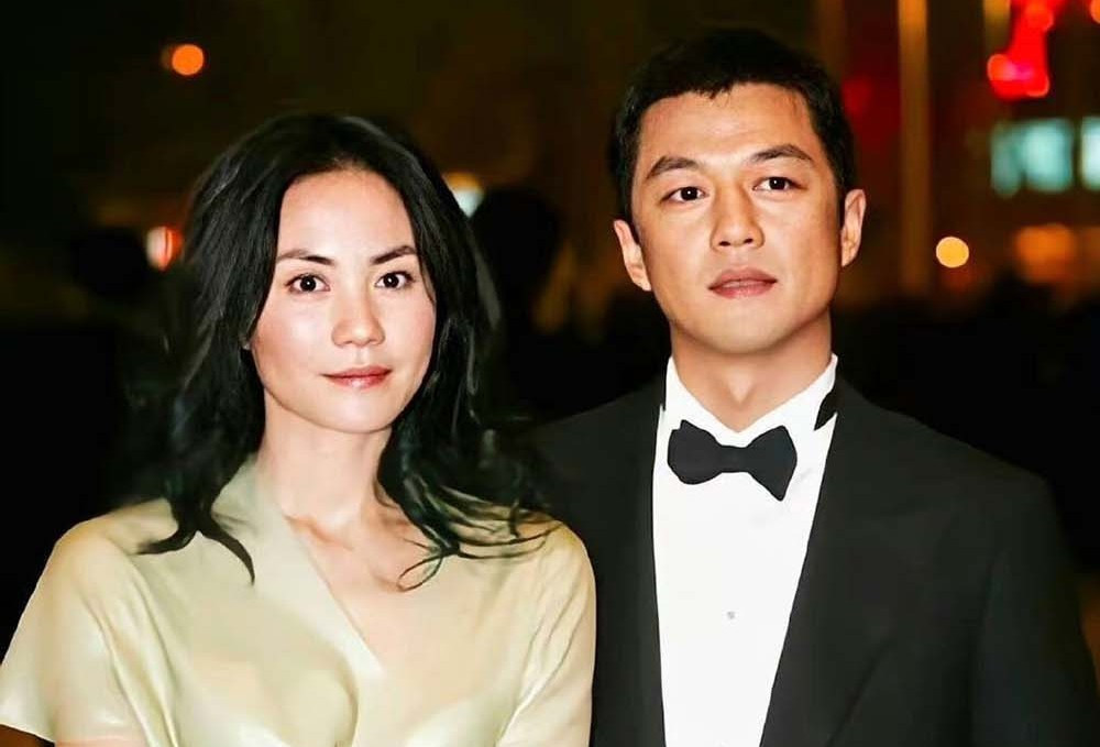 Hot nhất showbiz Quách Tĩnh Lý Á Bằng ly hôn hoa hậu kém 19 tuổi