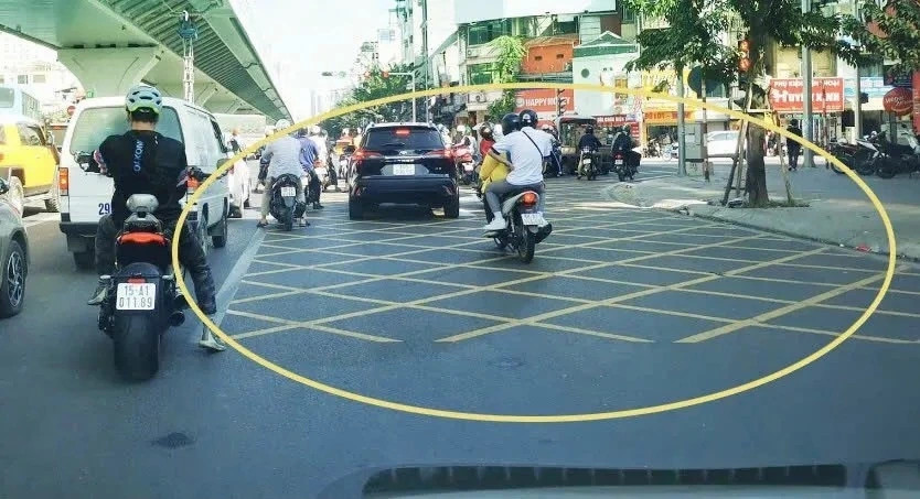 nhung dieu can biet ve vach ke duong xuong ca va mat vong tren duong hinh anh 2