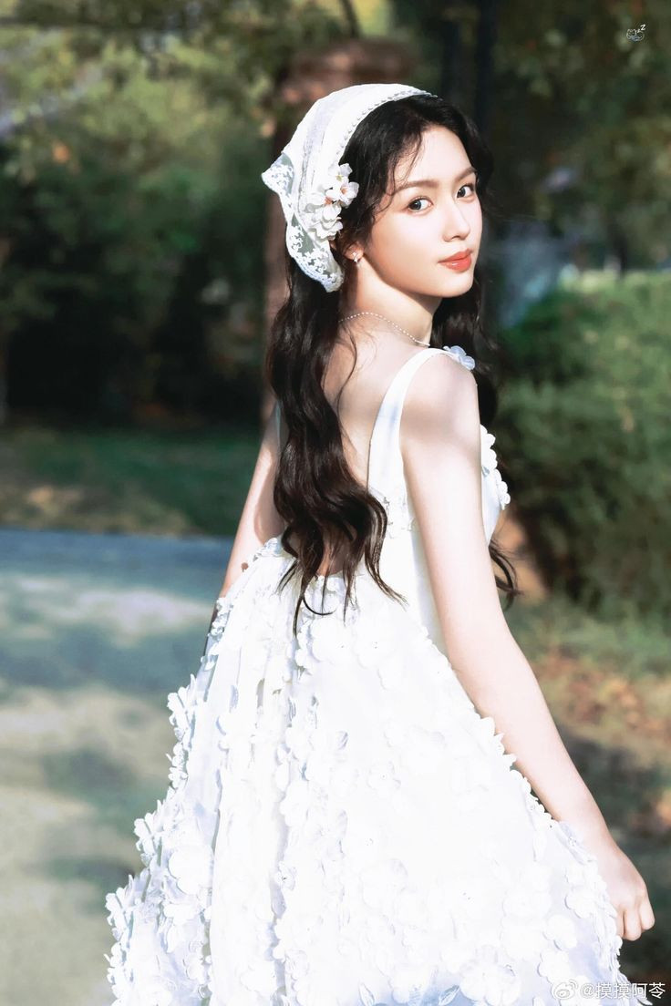 Sau hôm nay, thứ Ba 14/10/2025, Thần Tài ban lộc, 3 con giáp tài lộc không ngớt tay, công thành danh toại, hậu vận phú quý - Ảnh 2