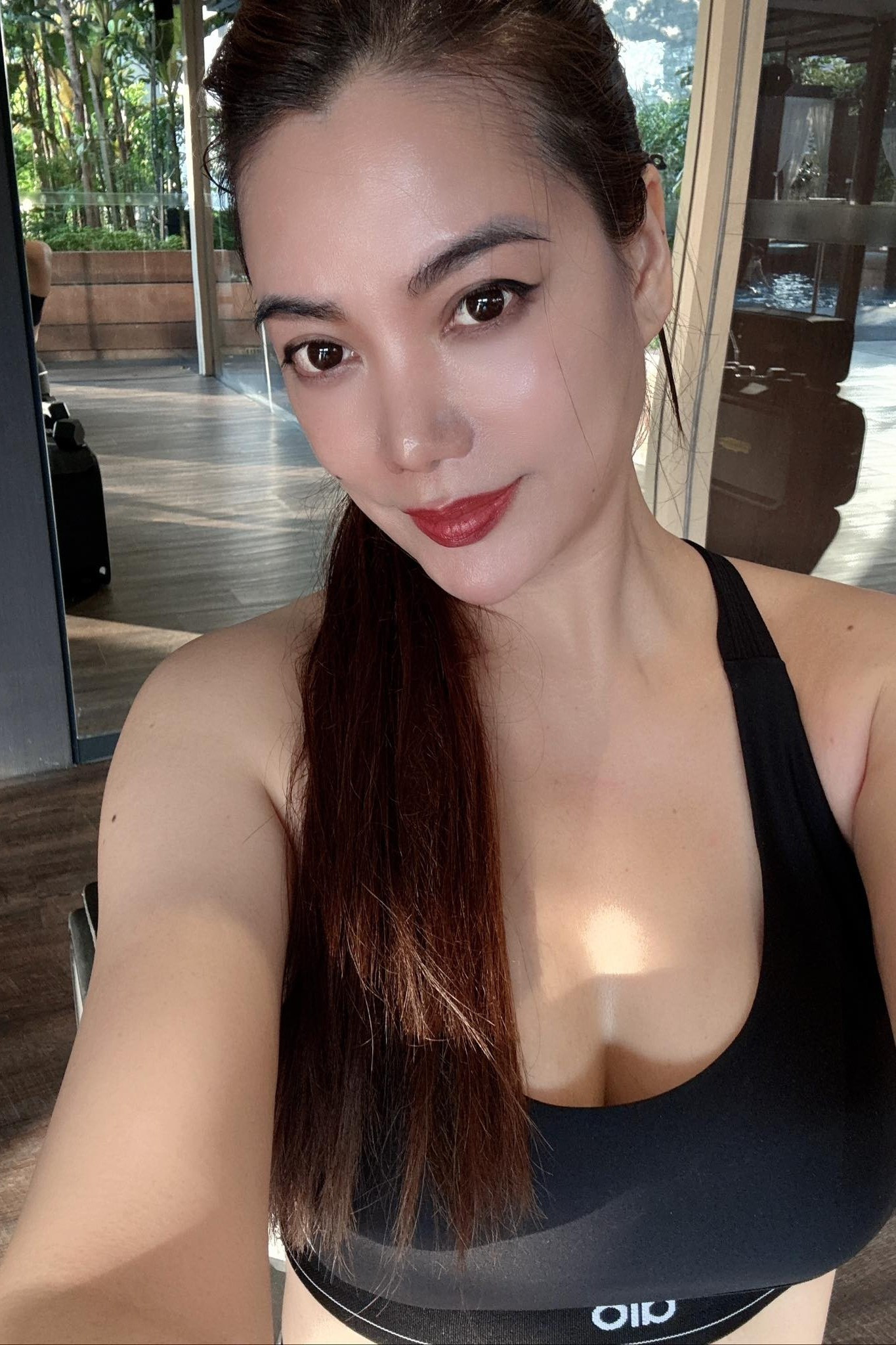 Tuổi U50, Trương Ngọc Ánh ngày càng thon gọn và sexy sau tuyên bố độc thân - Ảnh 4.