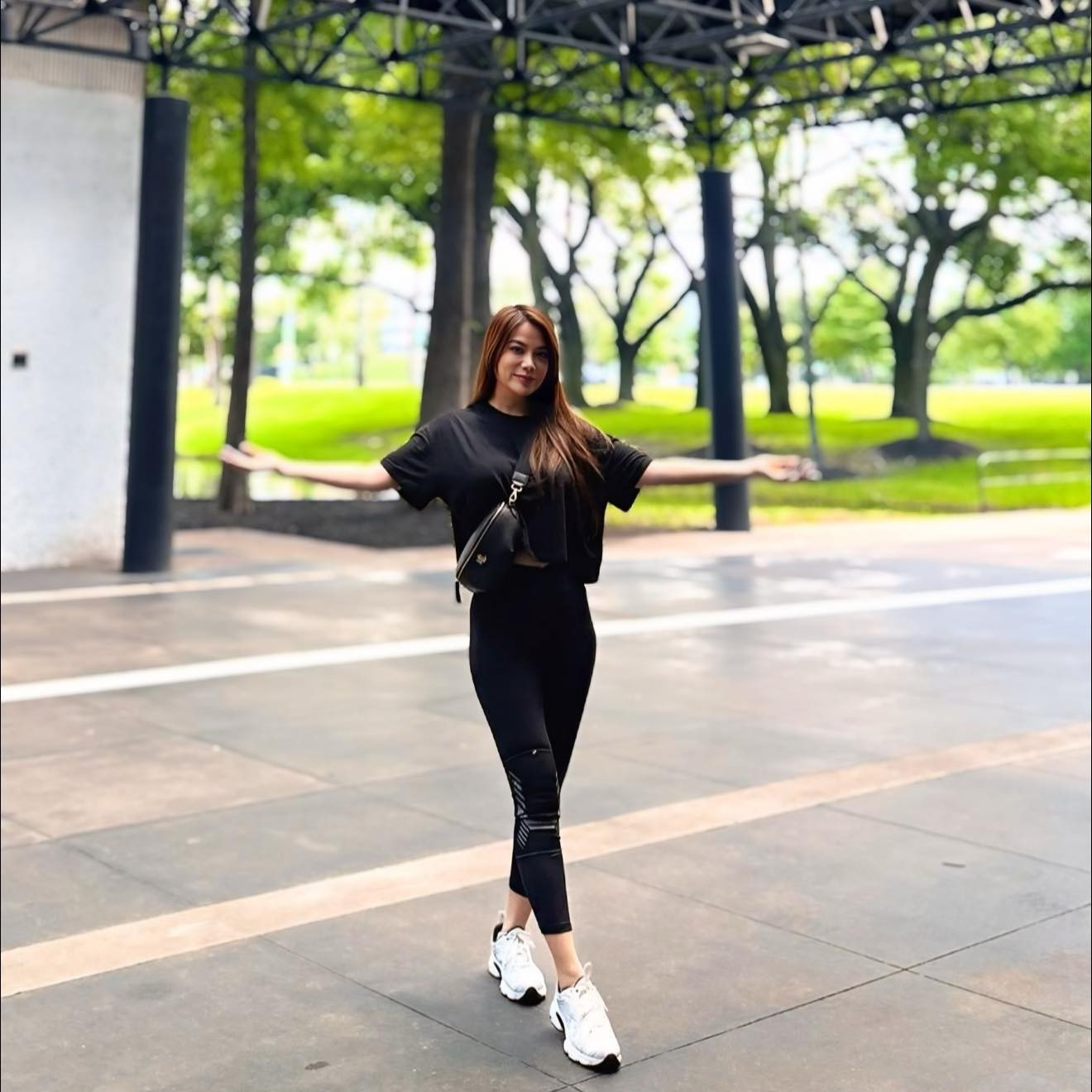 Tuổi U50, Trương Ngọc Ánh ngày càng thon gọn và sexy sau tuyên bố độc thân - Ảnh 10.