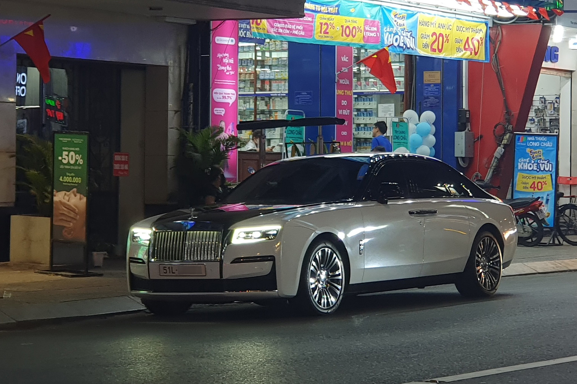 bentley continental 3.jpg