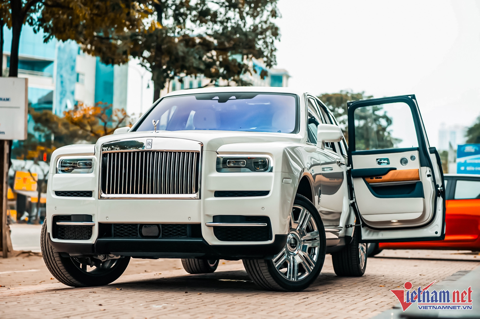 W-cullinan va cham 5.JPG.jpg