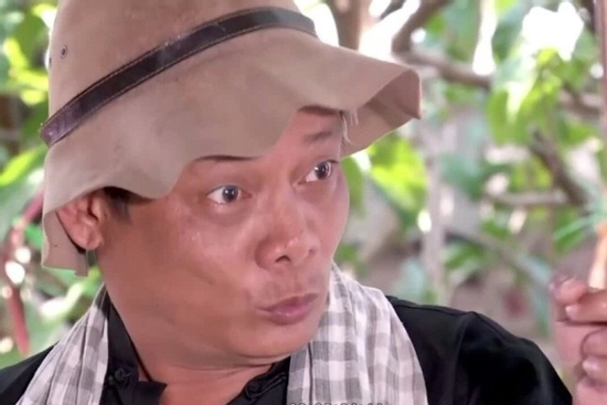 Danh hài nổi đình đám thập niên 90, giờ ở nhà thuê, vẫn là trụ cột nuôi gia đình