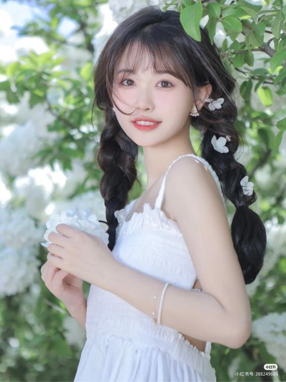 Đúng 6h sáng ngày mai, thứ Sáu 17/10/2025, 3 con giáp tài lộc vô vàn, tiền bạc vô biên, sự nghiệp lội ngược dòng ngoạn mục - Ảnh 2