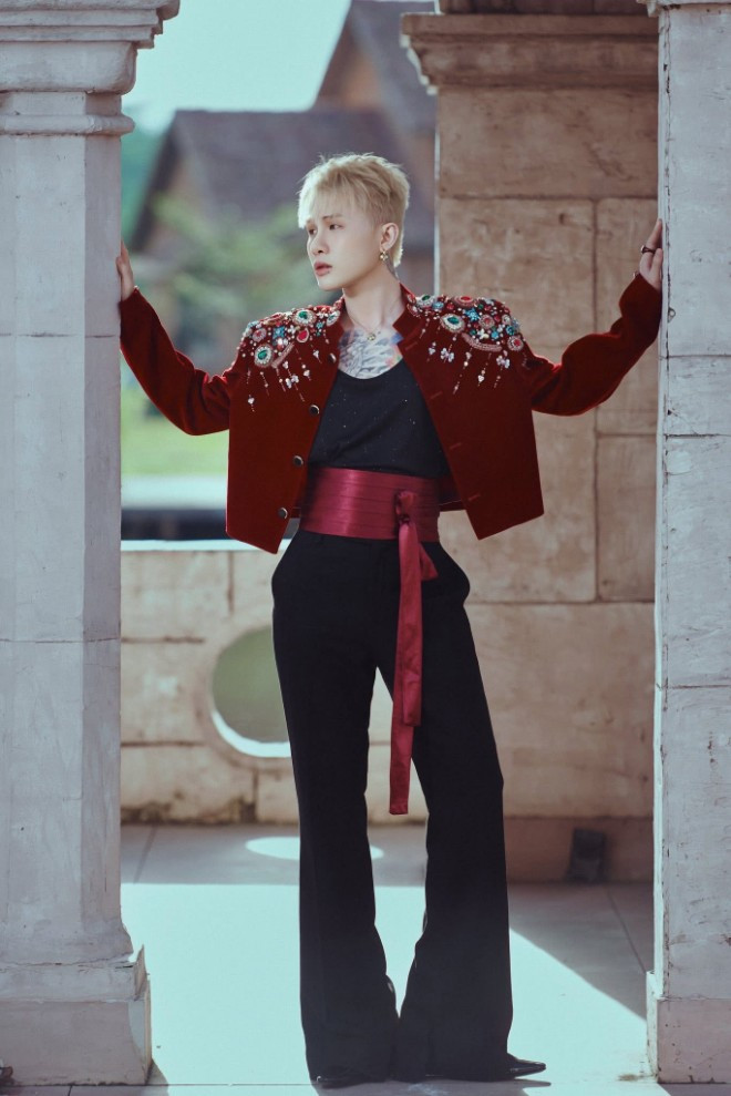 Jack97 lột xác thế nào mà fan thốt lên đẹp gái quá