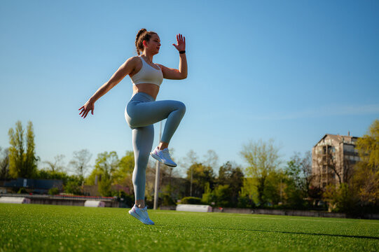 Bài tập đi bộ 5 phút mỗi ngày tốt nhất giúp giảm cân- Ảnh 3.