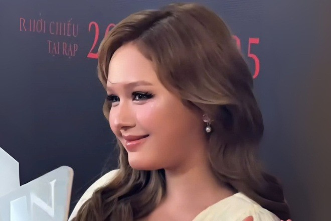 Clip 20s để lộ thủ tục trước khi đi ngủ của Gil Lê với Xoài Non dân mạng xem mà phát hờn