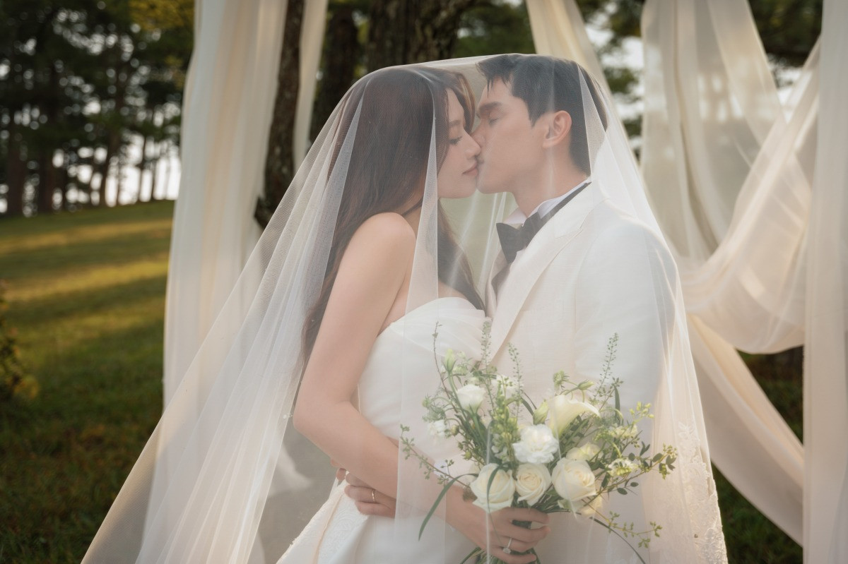 Lộ ảnh cưới tuyệt đối điện ảnh của Á hậu Quỳnh Châu và chồng chủ tịch CEO khách sạn