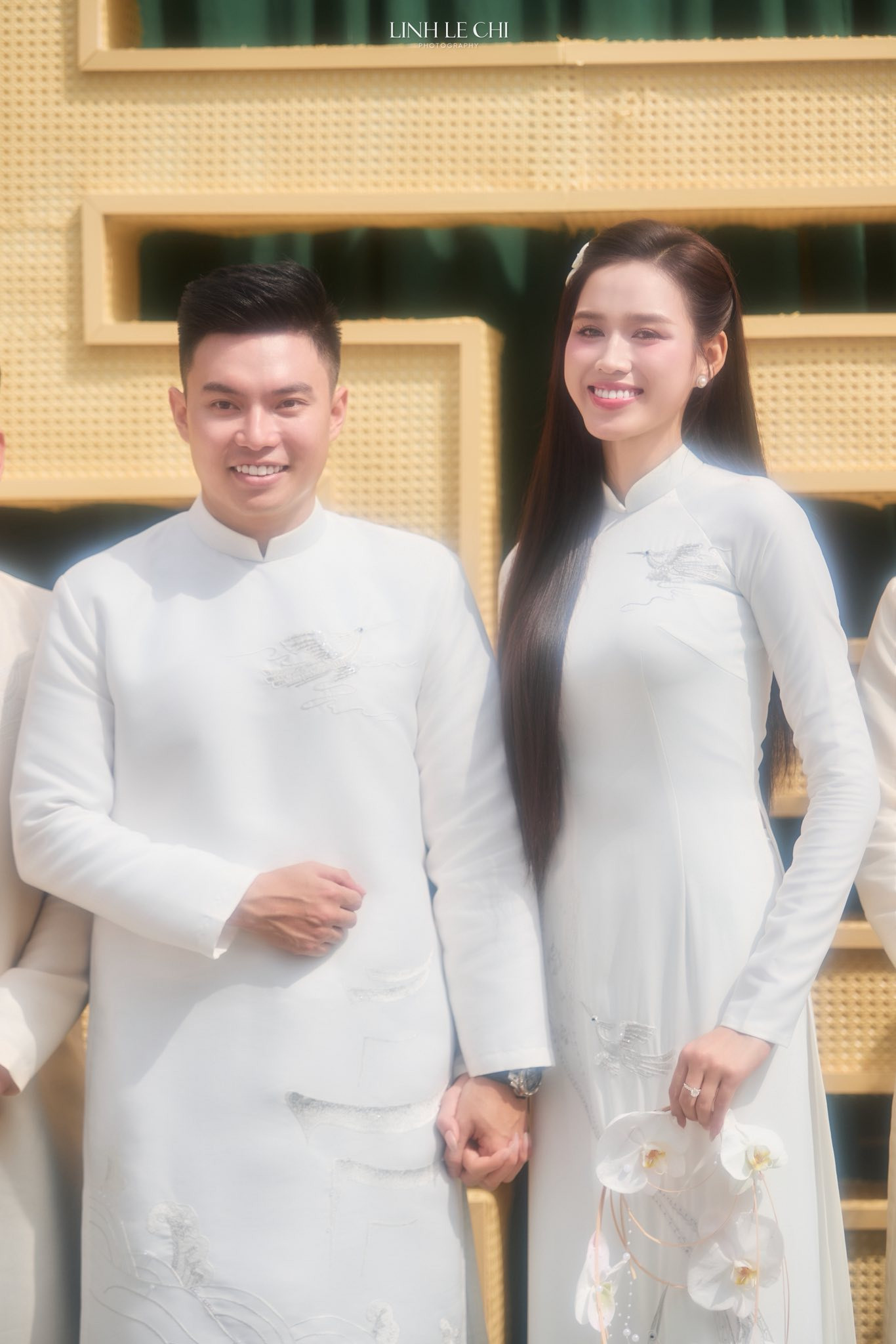 Chị gái của Đỗ Thị Hà lộ diện nhan sắc chẳng kém cô em gái hoa hậu
