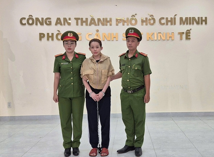 Lương Bằng Quang bất ổn điên loạn vì nhớ Ngân 98